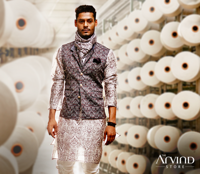 The wedding season demands you to look your best. Reflect the true essence of the joyful moments with this printed bundi. Head to our stores today and avail exciting discounts.

http://bit.ly/TASBookAnAppointment