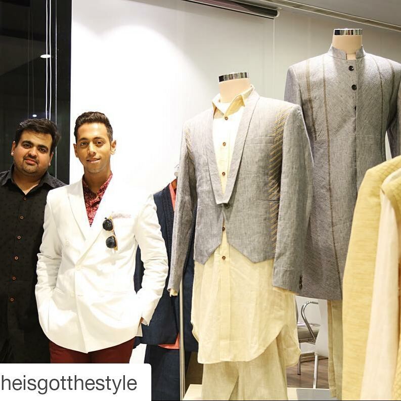 #Repost @heisgotthestyle with @repostapp
・・・
Today, interacting with @kunalaniltanna at his exclusive launch with @thearvindstore Love his collection! 
#UnlimitTheLimited #TheArvindStore #HeIsGotTheStyle #Mumbai #MumbaiBlogger #India #indianbloggers