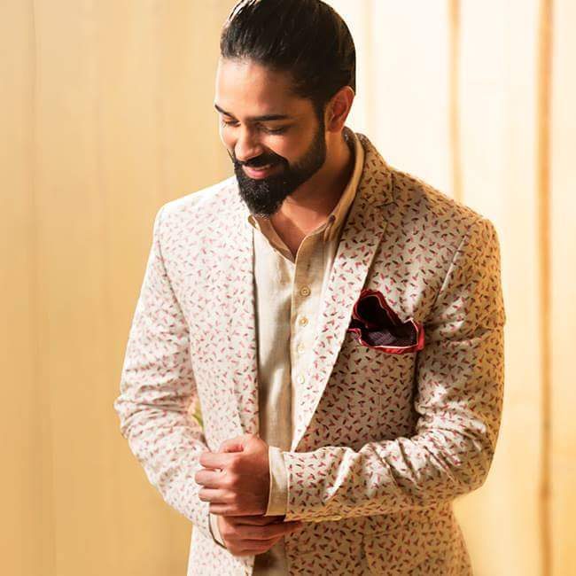 Seen in this dapper look is super model @amitranjan07 , sporting a printed linen blazer combined with a lined concealed buttoned down linen Kurta.  #ThehArvindStore #FestiveColletion2016 #FashionforMen #MensFashion #MensStyle #DapperLook  #EthnicLook #FestiveFeel