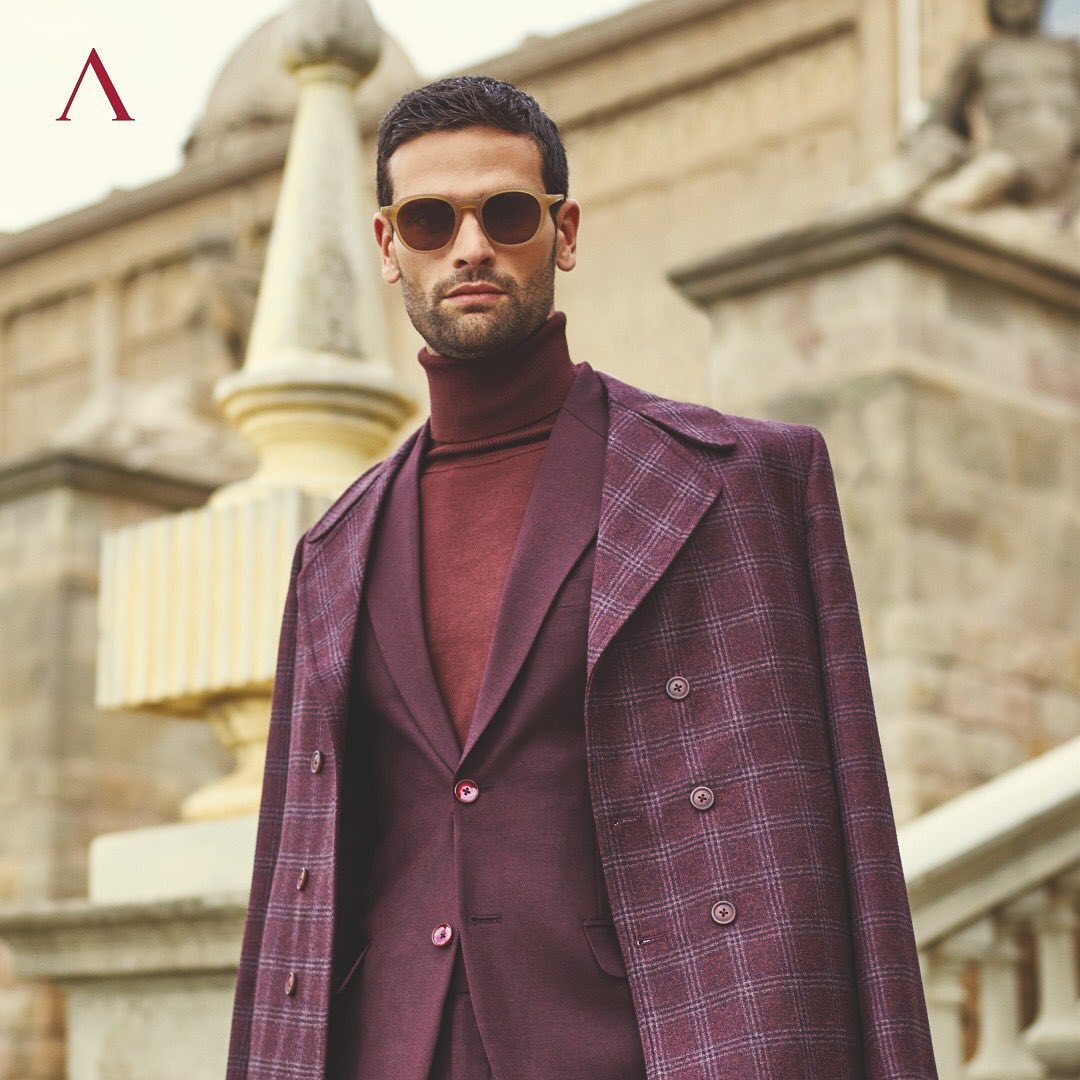 This season is all about the checkered and striped dressing. From long coats to double-breasted suits, Primante brings in the Italian panache with a contemporary appeal. Visit your nearest Arvind Store and check out the collection.
.
.
#menstrend #flatlayoftheday #menswearclothing #guystyle #gentlemenfashion #premiumclothing #mensclothes #everydaymadewell #smartcasual #fashioninstagram #dressforsuccess #itsaboutdetail #whowhatwearing #bespoketailoring #readytowear #madeinarvind #thearvindstore #classicmenswear #mensfashion #malestyle #authentic #arvind #menswear #linen #suitings #suitingcollection #Italiancollection