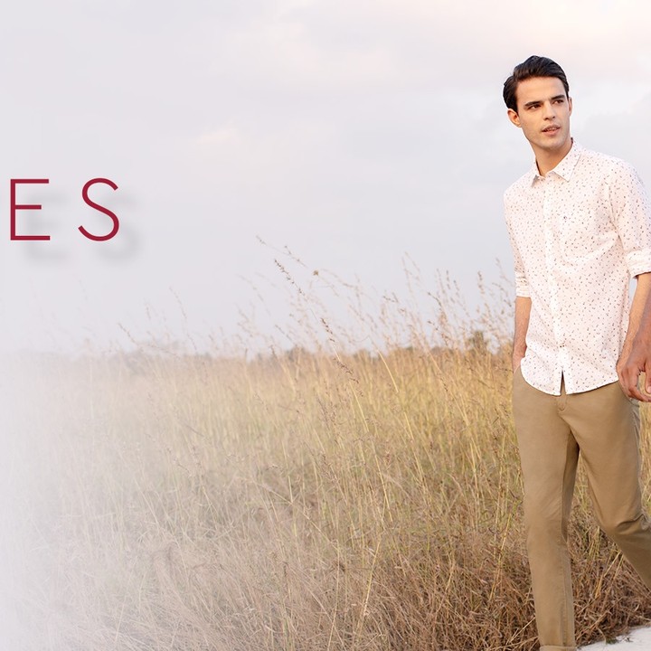 We at, Arvind Menswear present to you our Spring-Summer 2020 ready-to-wear collection. A special performance wear range, that lets you take a step forward. 
When you step out and travel, be a travelite.
.
.
#gentlemenfashion #premiumclothing #mensclothes #everydaymadewell #smartcasual #fashioninstagram #dressforsuccess #itsaboutdetail #whowhatwearing #thearvindstore #classicmenswear #mensfashion #malestyle