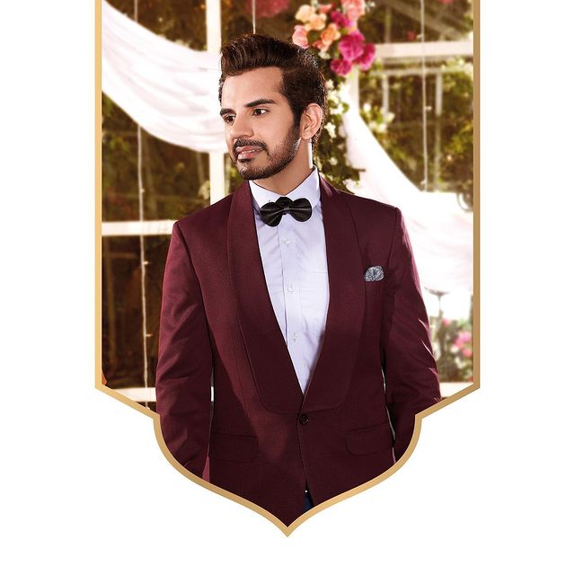 Dress according to the occasion but never lose your vibe. Premium wear suits that will make you look attractive and appealing, suitable for a dynamic environment.
.
.
.
.
.
.
.
.
.
.
.
.
.
.
#Arvind #FashioningPossibilities #MensWear #suits #fashion #style #suitstyle #dresses #mensfashion #onlineshopping #indianwear #tuxedo #weddingwear #ethnicwear #groomclothing #menswear #formalsuits #suiting #receptionattire #instafashion #wedding #designer #indianfashion #suitmaterial #tailoredmade #customfit #jodhpuri #weddingwearformen #fashionblogger #menstyle