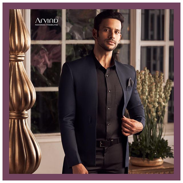 Stop stressin’, keep crushin’, start shopping! 
In this time of Shaadi & Celebrations, we bring to you trends that are attractive, appealing and suitable for a dynamic environment💯
.
.
.
.
.
.
.
.
.
.
#Arvind #FashioningPossibilities #MensWear #groom #wedding #love #weddingwear #weddingday #weddingsuits #weddinginspiration #weddingcollection #weddings #photography #groomtobe #weddingplanner #weddingideas #groomfashion #instawedding #marriage #traditionalwear #destinationwedding #brideandgroom #preweddingcollection #indianwedding #fashion #newcollection #weddingplanning #indianweddingwear #weddingsuit