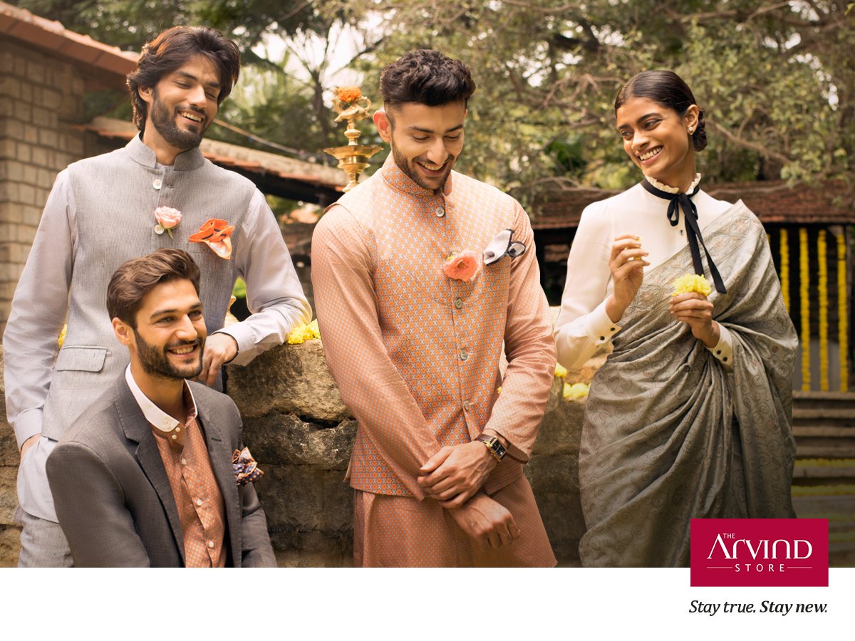 The true spirit of festive season reflects in these dashing apparels.
#StayTrueStayNew
 Visit:  https://t.co/zpwtp7ddJ2 https://t.co/nDUU47bUjC