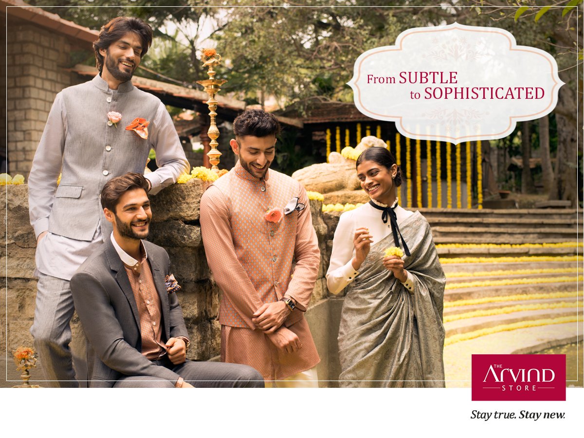 Pull out all stops for your wedding appearance. Don anything from an elegant kurta to a classy suit. 
Visit: https://t.co/zpwtp6VCRu https://t.co/LoqQkcxHvC